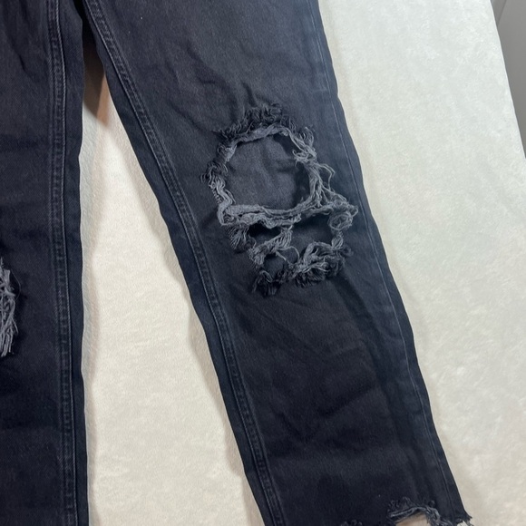 We the Free Size 26 Free People Black Distressed Straight Leg Denim Jeans EUC - Picture 4 of 12